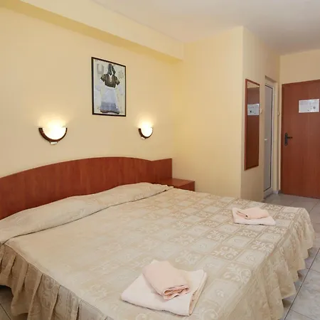 호텔 Family Andreev 2*