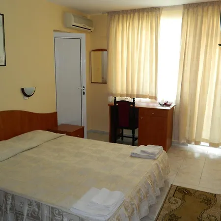 호텔 Family Andreev