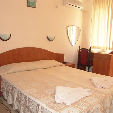 Family Andreev 2* 네세부르